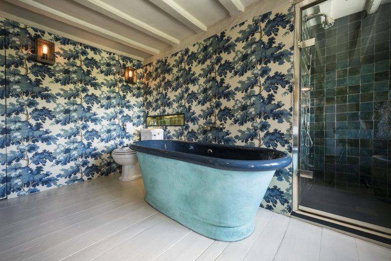 Verdigris Aequs Bath with Enamel Interior