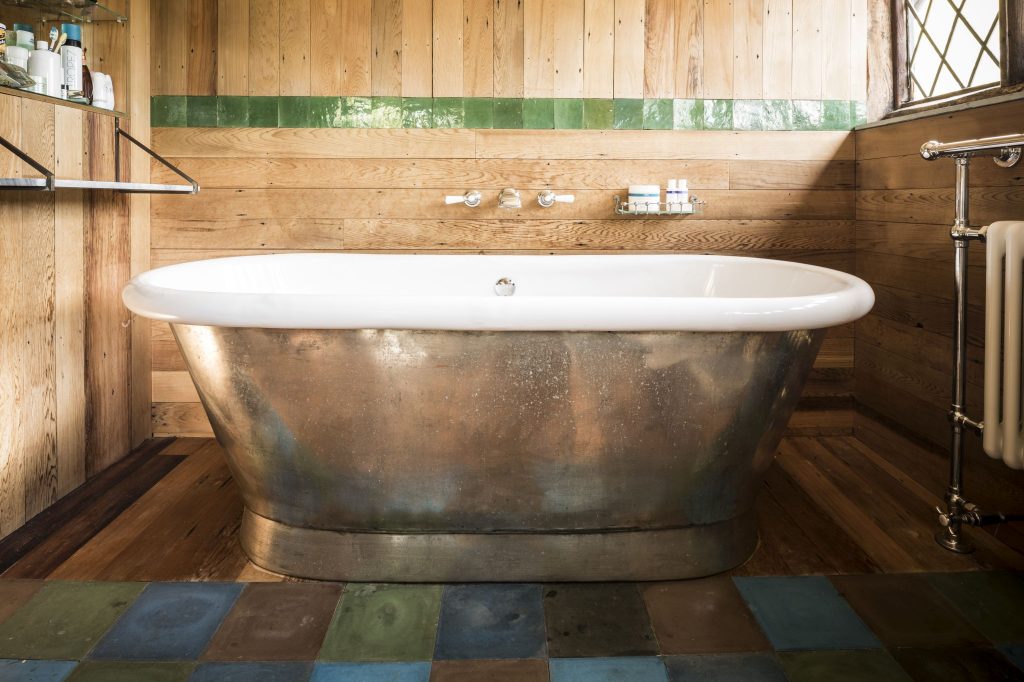 Tin Aequs Bath with Enamel Interior