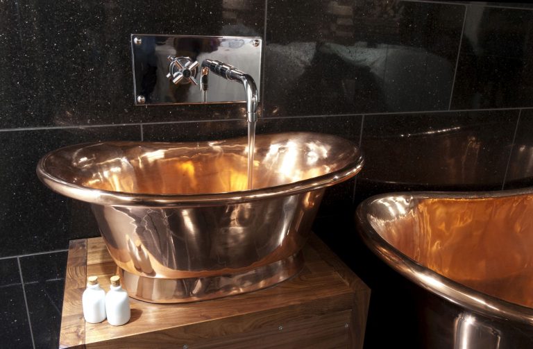 Copper Bateau Basin with Copper Interior