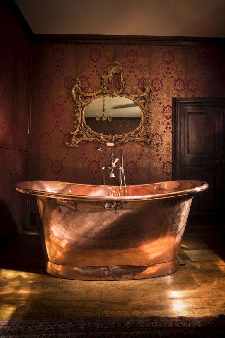 Copper Bateau Bath with Copper Interior