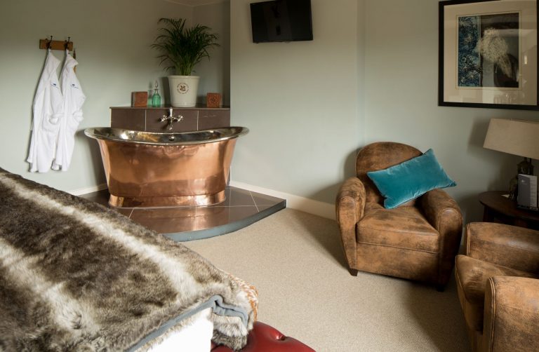 Copper Bateau Bath with Nickel Interior