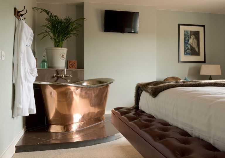 Copper Bateau Bath with Nickel Interior