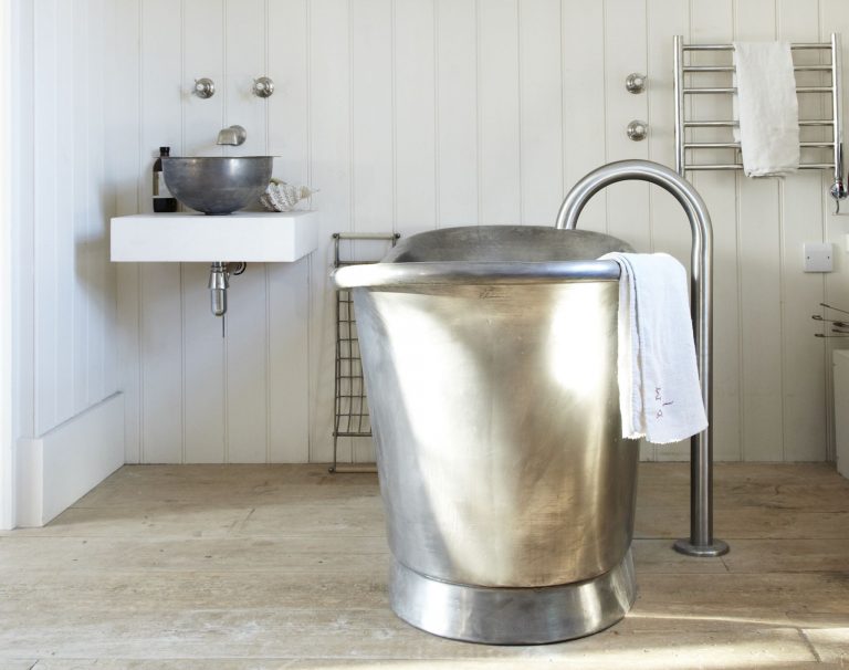 Tin Bateau Bath with Tin Interior