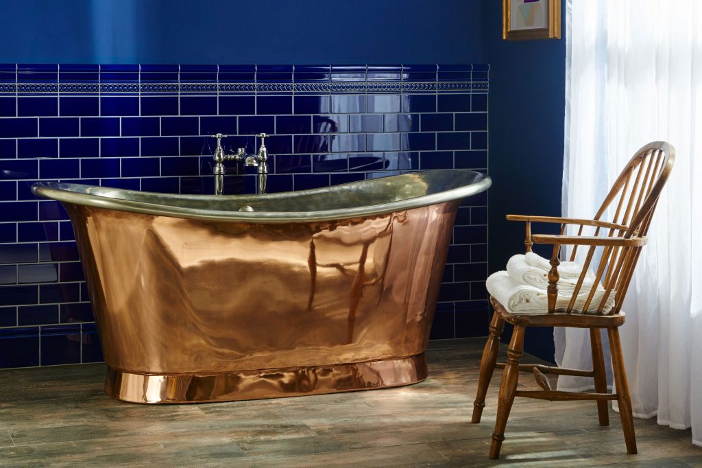 Copper Bateau Bath with Tin Interior