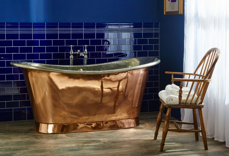 Copper Bateau Bath with Tin Interior