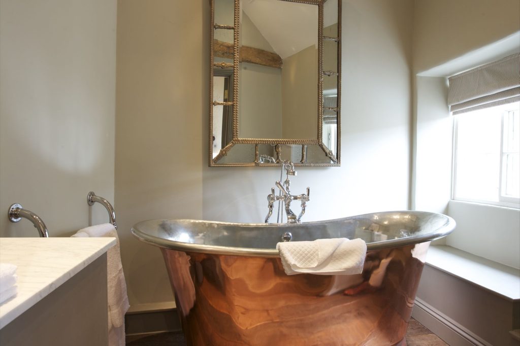 Copper Bateau Bath with Tin Interior