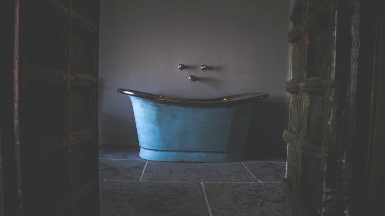 Verdigris Bateau Bath with Tin Interior