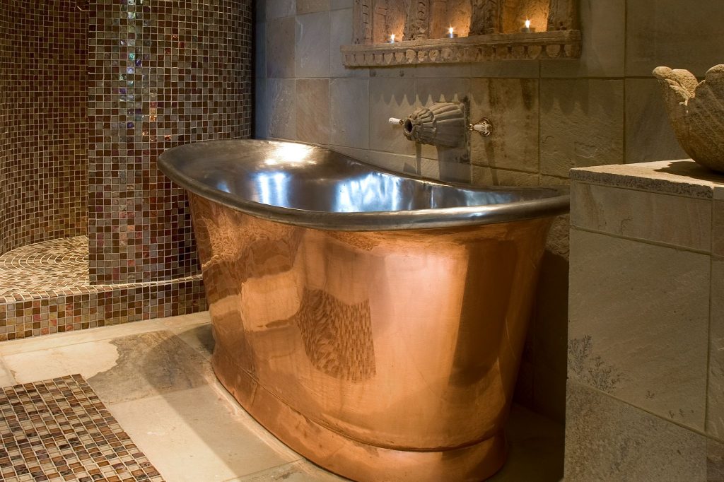 Copper Bateau Bath with Tin Interior