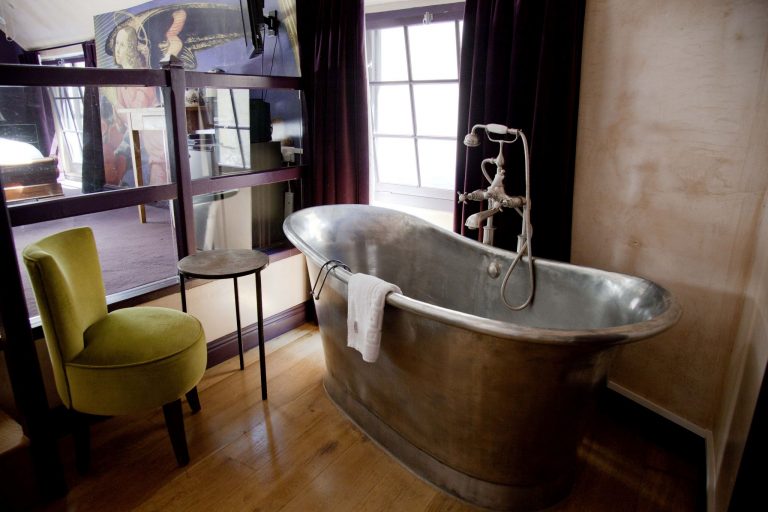 Tin Bateau Bath with Tin Interior
