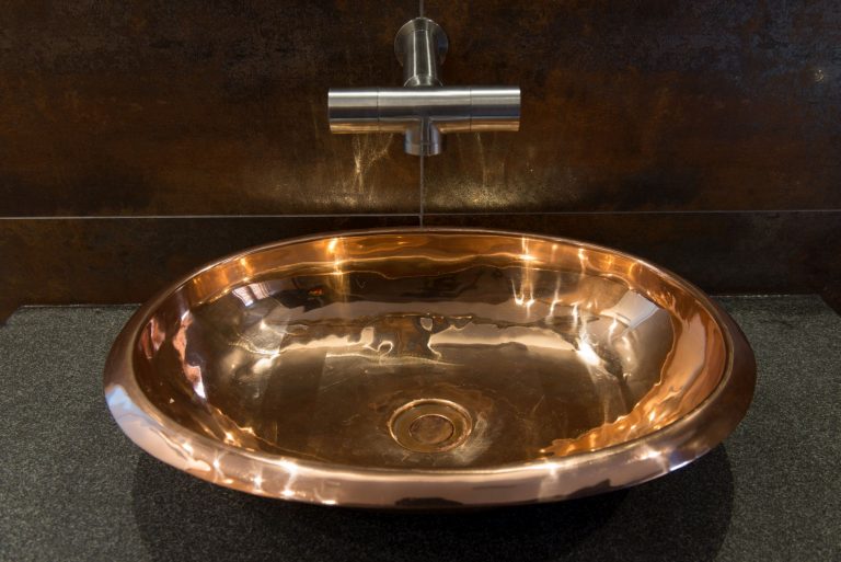 Copper Corana Basin with Copper Interior