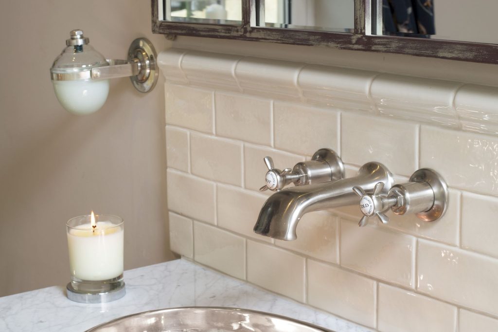 Nickel Corana Basin with Nickel Interior