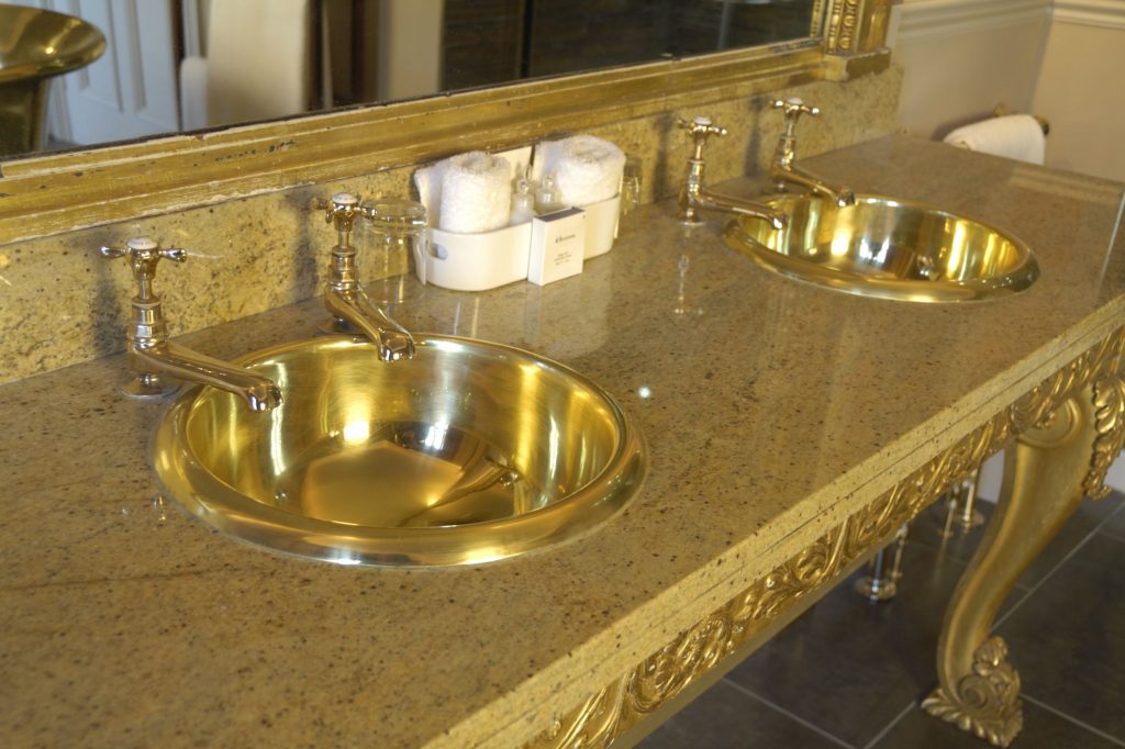Brass Curva Basin with Brass Interior