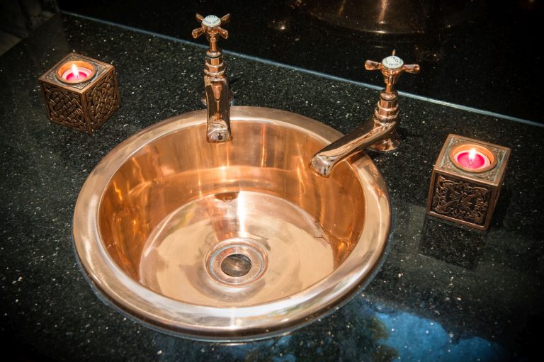 Copper Orlo Basin with Copper Interior