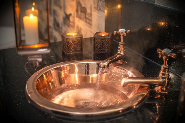 Copper Orlo Basin with Copper Interior