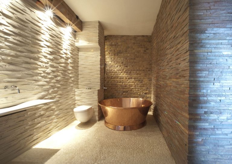 Copper Rotundus Bath with Copper Interior