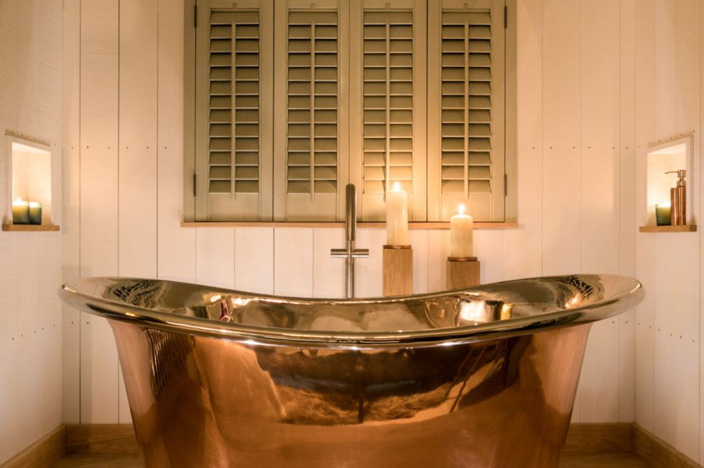 Copper Bateau Bath Tub