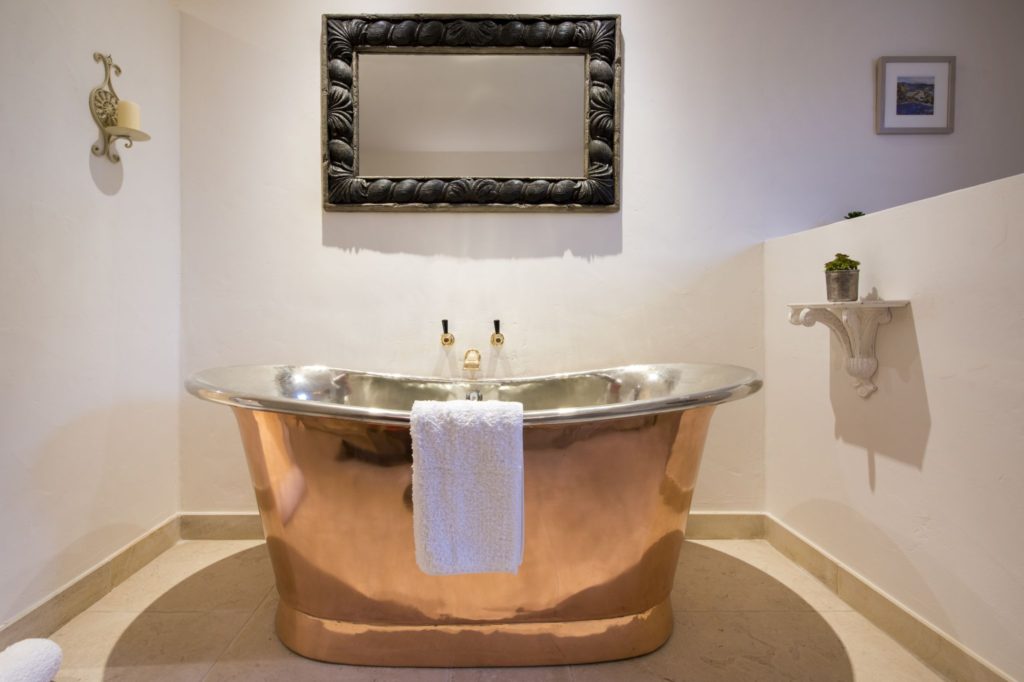 Copper Bath with Nickel Interior