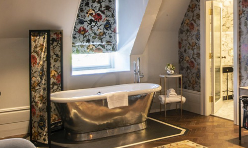 nickel bath in a bathroom setup